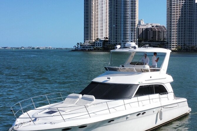 Private Luxury Yacht Cruise Tour in Miami Beach and Biscayne Bay - Key points that make this cruise worth your time