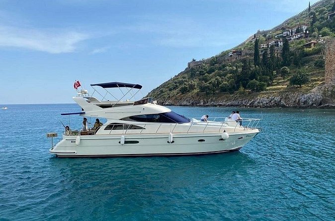 Private Luxury Yacht Tour in Antalya – Exclusive Experience - Stop 2: Falezler cliffs for views and a real swim break