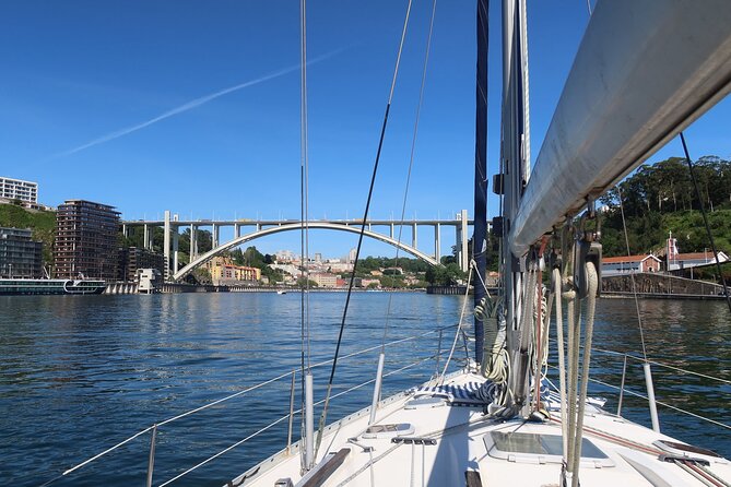 Private Porto Sailing Yacht Sunset Sightseeing Tour - Praça da Ribeira: Medieval River Square and Why Water-Level Views Matter