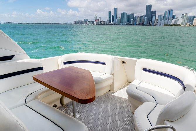 Private tour for 12 people on a 40 ft Yacht, Ft Lauderdale bay - A Private Yacht Ride Through Fort Lauderdale Bay’s Millionaire Waterfront