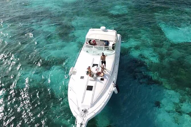 Private Yacht 46ft Sea Ray Snorkel up to 15 pax 23P2 - Isla Mujeres time: what Playa Norte anchoring feels like