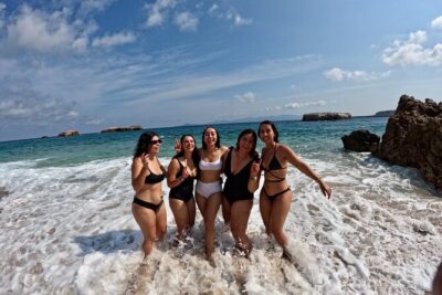 Private Yacht Charter ChicaFUN 4 All Inclusive - Meeting Point and Getting There Without Stress