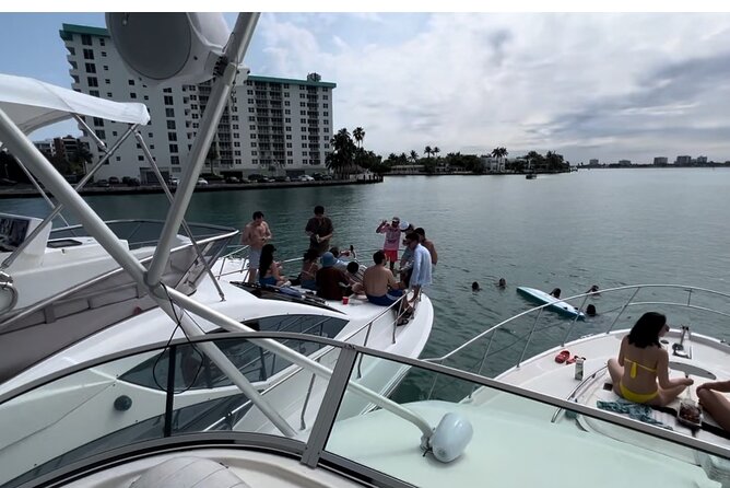 Private Yacht Cruise in Miami Beach - Weather, communication, and avoiding booking surprises