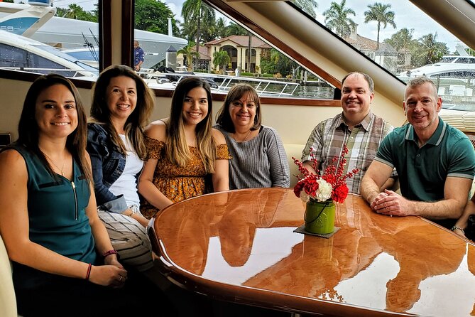 Private Yacht Cruise through Fort Lauderdale - Price and value for a private group up to 12