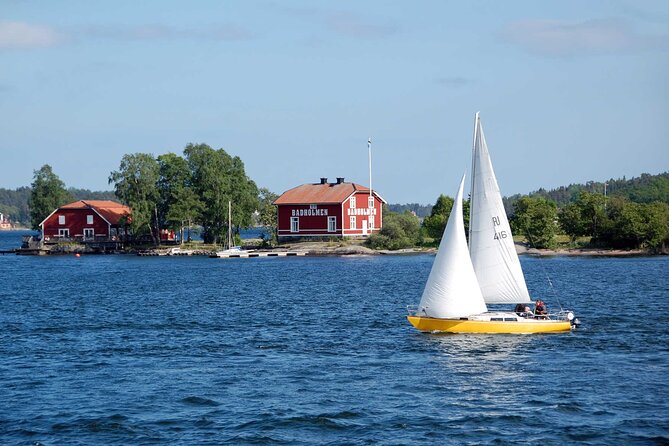 Private Yacht Cruise with Lunch or Dinner in Stockholm Archipelago - Who This Stockholm Archipelago Cruise Fits Best