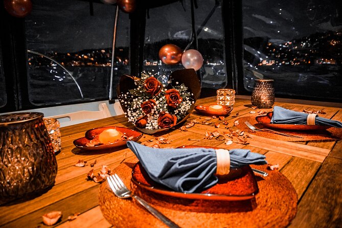 Private Yacht for Surprise Events / Birthday, Proposal, Anniversary, Party etc - Day or night on the Bosphorus: how to match the light to your celebration