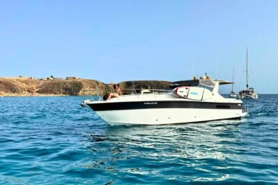 Private yacht in Papagayo Beaches with Gourmet or Premium menu - The ARUAL experience: onboard comfort you’ll actually use
