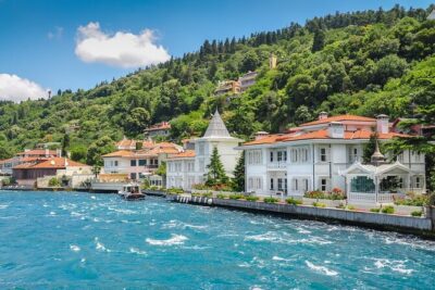 Private Yacht Istanbul Sightseeing or Special Occasion - On-board comfort: tea, water, snacks, and a captain who talks as you pass
