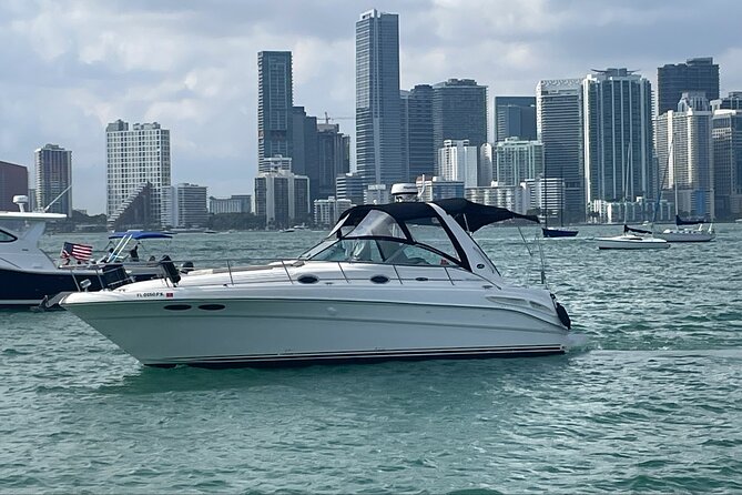 Private Yacht Rental in Miami Up to 12 People - What’s included on board (and what you should bring)