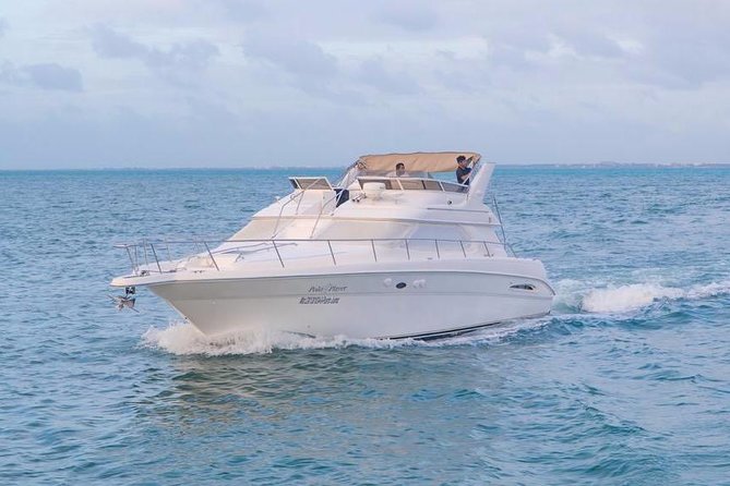 Private Yacht Rental Sea Ray 46ft Cancun 23P3 - Isla Mujeres + Playa Norte: Why Anchoring There Feels Special