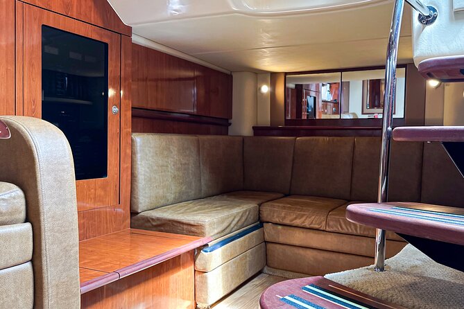 Private Yacht Sea Ray all-inclusive charter in Cabo - Price and value: when $1,650 makes sense
