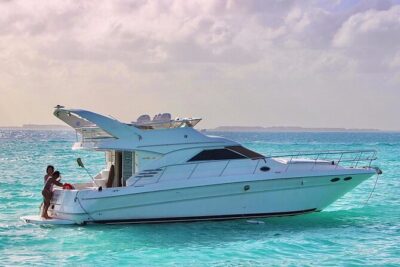Private Yacht SeaRay 46ft Cancun 25P17 - Picking 2 hours vs 4 hours: what actually changes