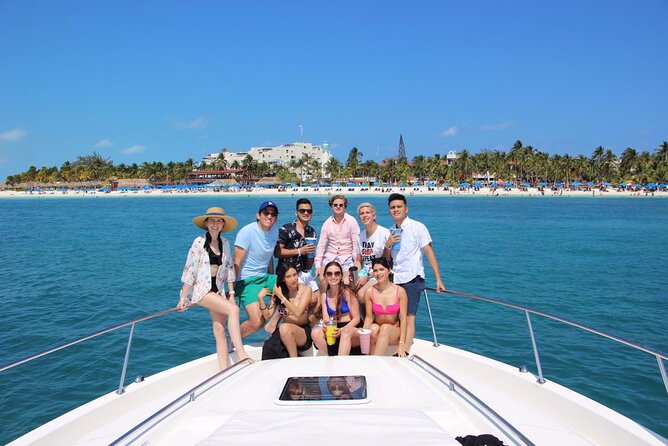 Private Yacht SEARAY SUNDANCER 60ft up to 20 pax 23P1 - On-board comfort, supplies, and the restroom detail that saves you