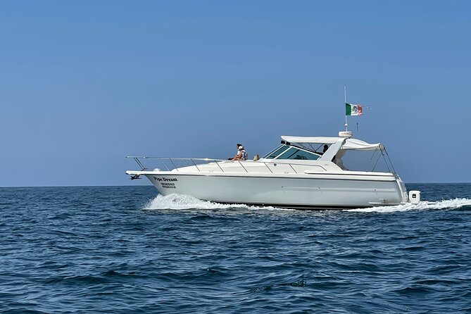 Private Yacht, Sightseeing, Snorkeling and Private beaches - Meeting at Marina Vallarta and Getting Your Timing Right