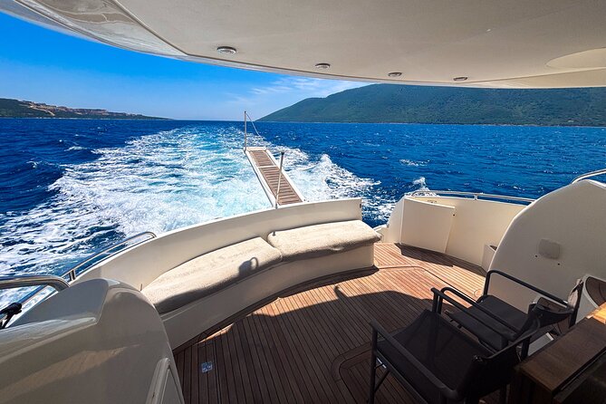 Private Yacht Tour in Bodrum at Sunset with Dinner - 3 Hours - Halikarnas Iskelesi Meet-Up: Getting on Board Without Stress