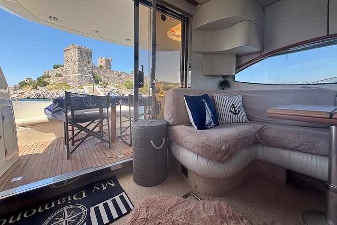 Private Yacht Tour in Bodrum at Sunset with Dinner - 3 Hours - Dinner on the Boat: Fish, Chicken, Meatballs, or Vegetarian