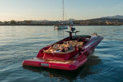 Private Yacht Tour Marbella 4h - Getting on board at Louis Yachting in Nueva Andalucía