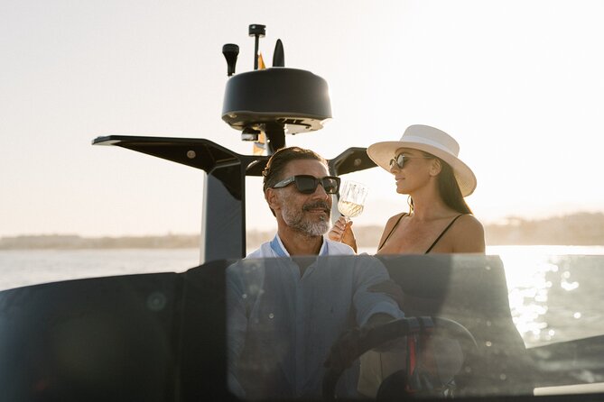 Private Yacht Tour Marbella 4h - Price and value: $1,324.52 for up to 10 people