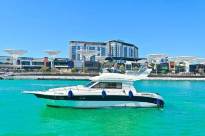 Private Yacht Tour with Marina, JBR, Atlantis & Palm Views - Dubai Marina: skyline views with the calm turned on