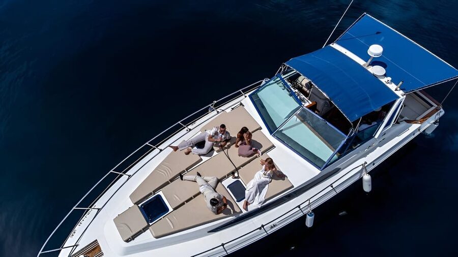 PUERTO BANUS: YACHT RENTAL FOR GROUP 2H - Key things I’d plan around