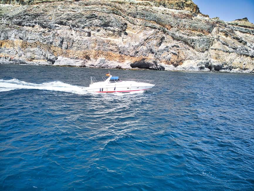 Puerto de Mogán: Private yacht for up to 9 people - The 3-Hour Route: Playa Perchel, Playa de Veneguera, Then Back