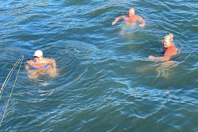 Puerto Vallarta: Private Swim & Snorkel Yacht Tour w/Open Bar - Open bar and lunch: the comfort math that makes the price make sense
