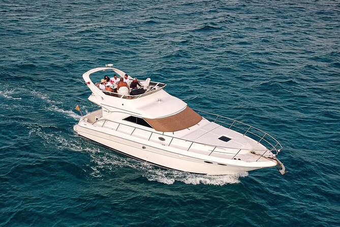 Rent a Private 46ft Yacht in Cancun - Who This Yacht Rental Suits Best (And Who Should Rethink It)