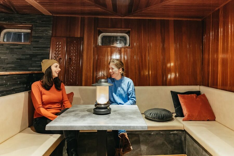 Reykjavik: Northern Lights Yacht Tour - From Old Harbor to Open Water: How the Cruise Timing Works