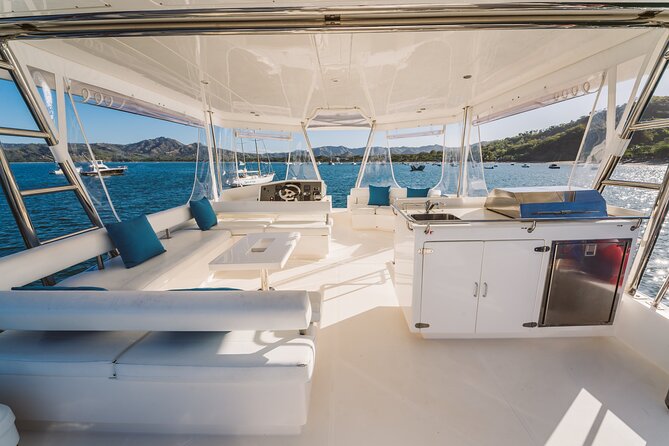 Royal Charters: The Premier Yacht Charter in Costa Rica - Playa Flamingo Is the Right Launchpad
