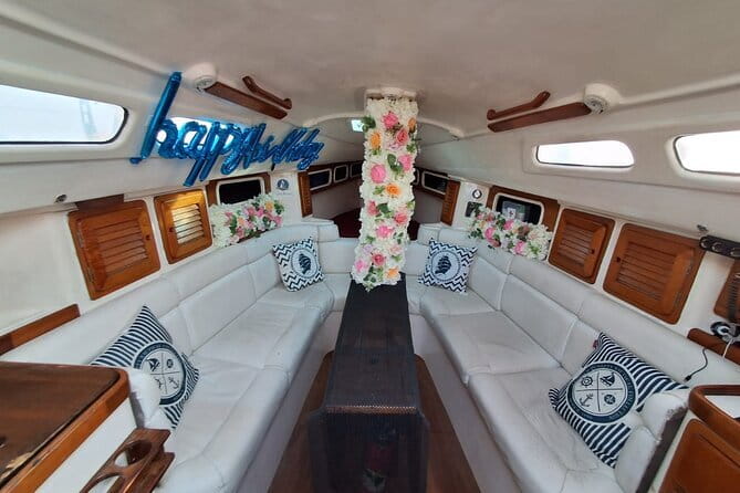 Sailing Experience in Mumbai on Mid Size Yacht - Cruising Past Gateway of India: Why This Sail Feels Like a Different City