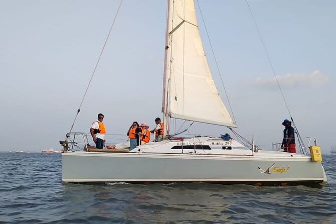 Sailing Experience in Mumbai on Mid Size Yacht - What’s Included Onboard: Coffee/Tea and a Practical Start