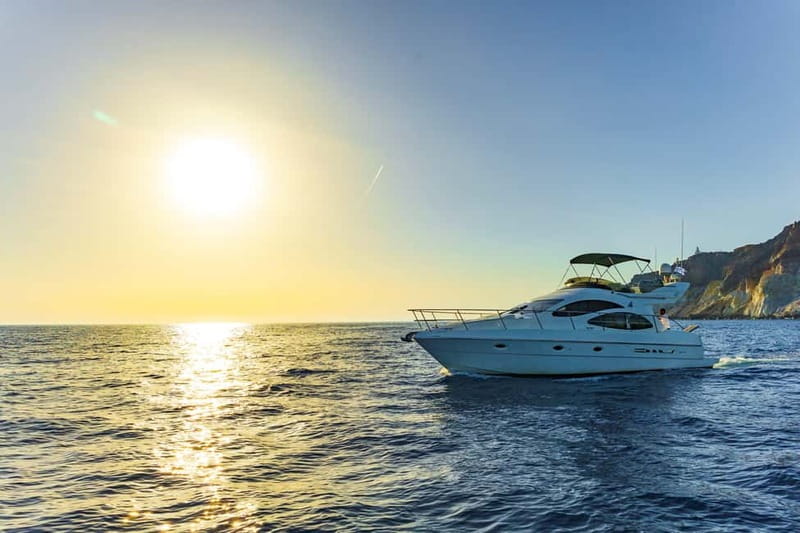 Santorini: Private Yacht Experience of Timeless Elegance - Quick Tips to Make the Day Go Smoothly