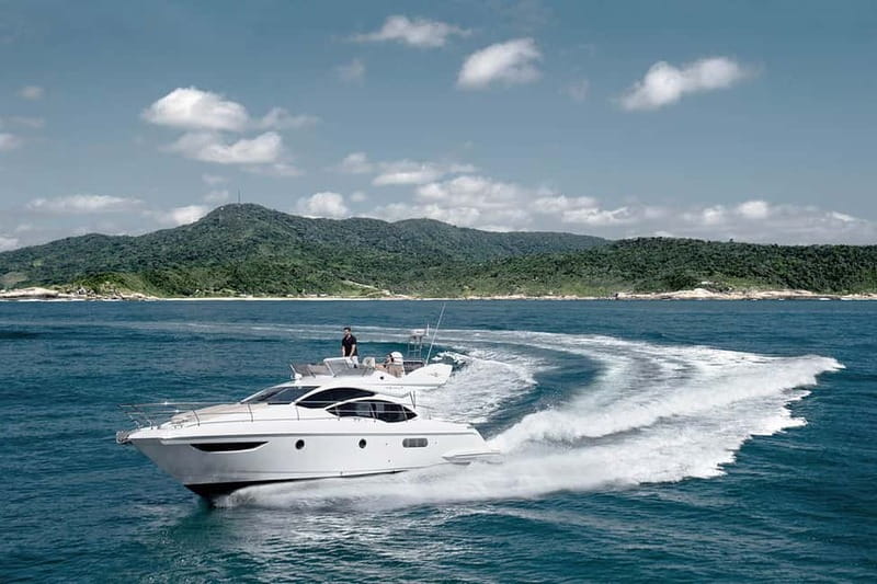Santorini: Private Yacht Experience of Timeless Elegance - Price and Value: When $1,920 Actually Makes Sense