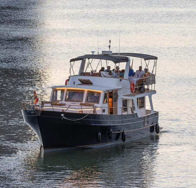 Seville: Flamenco life music Yacht Cruise, Tapas & Drinks - Key Highlights Worth Your Time