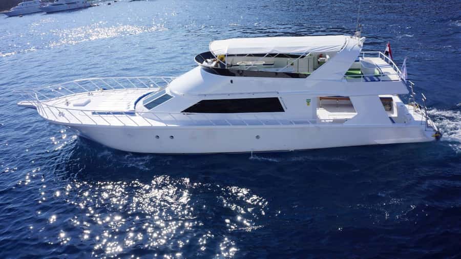 Sharm: Luxury Private Yacht with optional Lunch & Drinks - A private yacht day from Sharm: why this outing works