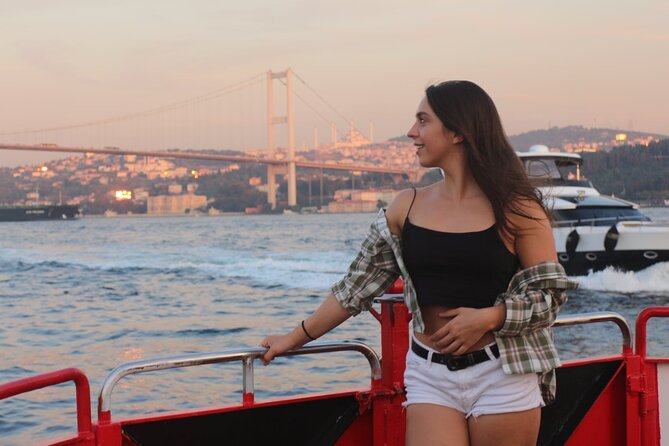 Short Bosphorus Cruise Tour With Hotel Pickup And Audio Guide - Getting Picked Up Near Eminönü (and Finding SeaLand Travel Agency)