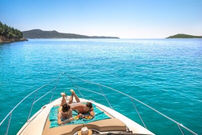 Small group tour by premium yacht to Elaphite Islands - Price and What You Actually Get on Board
