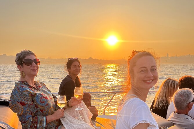 Small Group Yacht Tour With Unlimited Wine, Fruits & Mixed Nuts - Golden Horn and Galataport: the waterfront warm-up