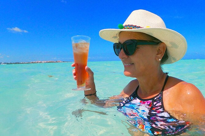 Snorkel & Sandbar on Private Searay Yacht 25ft in Cap Cana Marina ,Punta Cana - Who this yacht snorkel day is best for (and who should skip it)