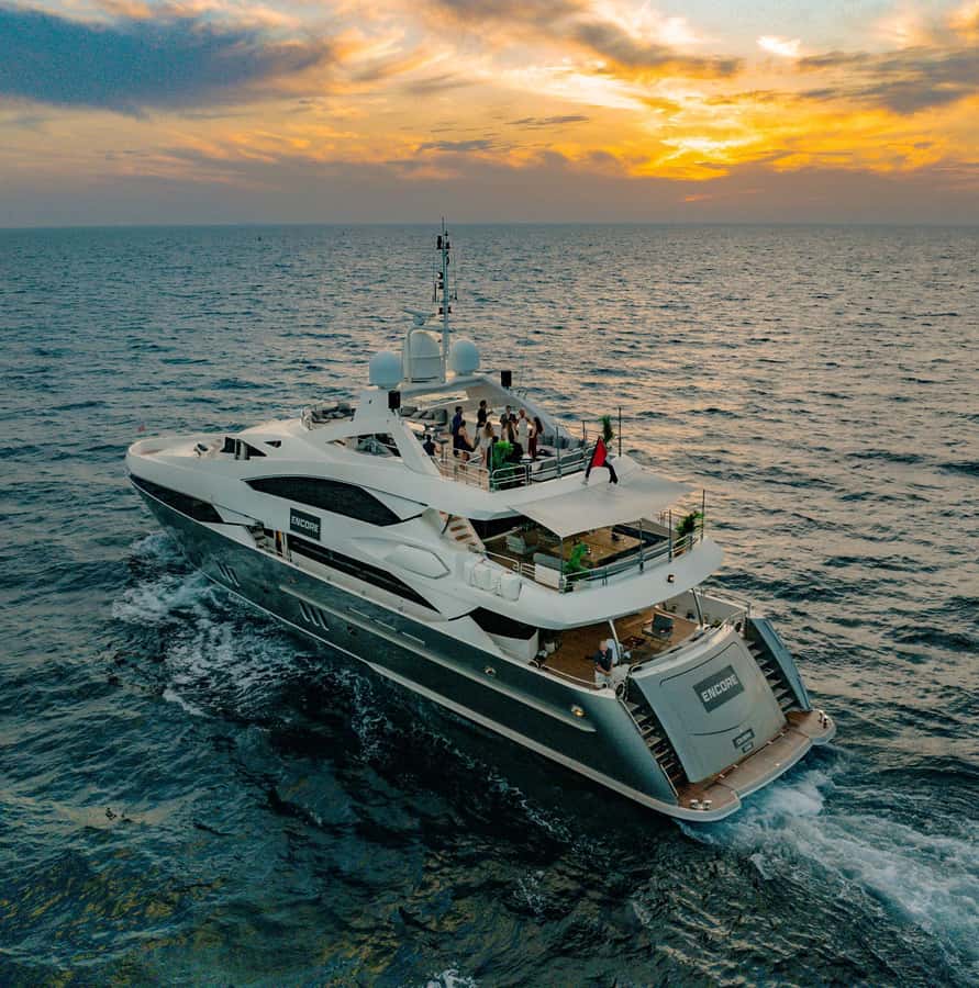 Sunseeker Superyacht: VIP Dinner, Premium Drinks& Live Music - Swimming Stop and Onboard Comfort: Towels, Slippers, and No-Footwear Reality