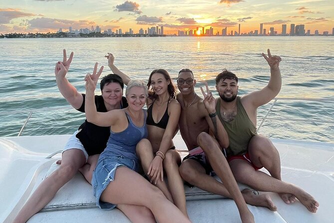 Sunset and Night Cruise of the Miami Bay Skyline on a Yacht - What to Bring (and Why Drinks/ Snacks Change Your Experience)