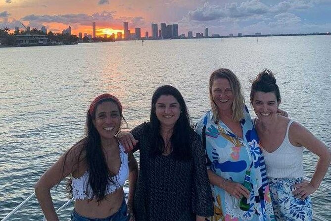 Sunset and Night Cruise of the Miami Bay Skyline on a Yacht - Stop 1: Catching the Bright Pink Sunset Over Miami Bay