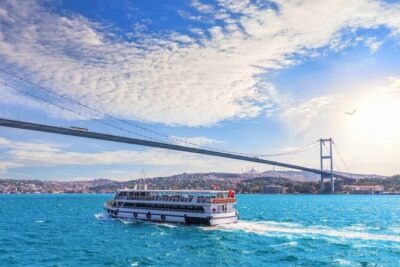 Sunset Bosphorus Yacht Cruise with Golden Horn - The view plan: Golden Horn, Galata Bridge, and the Galata Tower angle