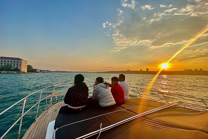 Sunset Bosphorus Yacht Tour in Istanbul - Dentur Avrasya Kabataş İskelesi: the start of the floating sightseeing mood