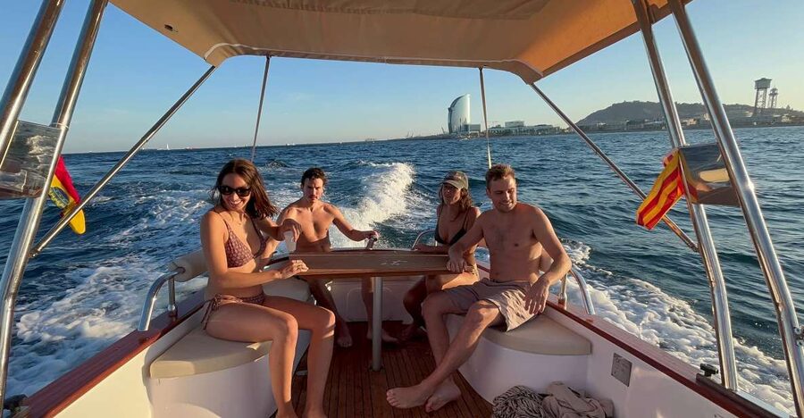 Sunset from a private Classic Yacht - Sailing Away From the Crowds (and Getting the Skyline View on Your Terms)
