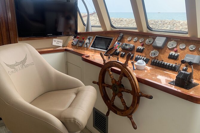 SUNSET LUXURY YACHT Protaras - HUGE slide - BBQ - 1 free drink - BBQ dinner on board: what’s included and what to order