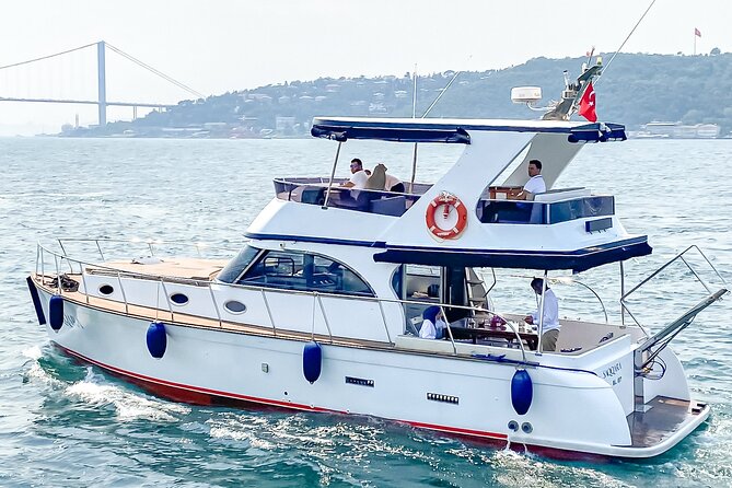 Sunset / Noon Bosphorus Cruise by Private Yacht - Maiden’s Tower and the Classic Island Moment