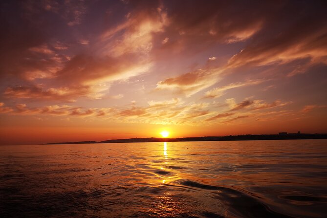 Sunset Tour on a Luxury Sailing Yacht from Vilamoura - What the skipper actually adds (beyond “nice views”)