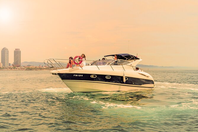 Sunset yacht ride in Barcelona + snacks and drinks - Sunset Timing: Why 7:00 pm Hits the Sweet Spot