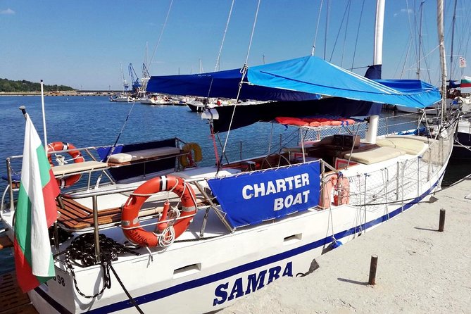 Superb Black Sea Yacht Picnic with Food & Drinks - Lunch, Drinks, and the Crew That Keeps It Moving